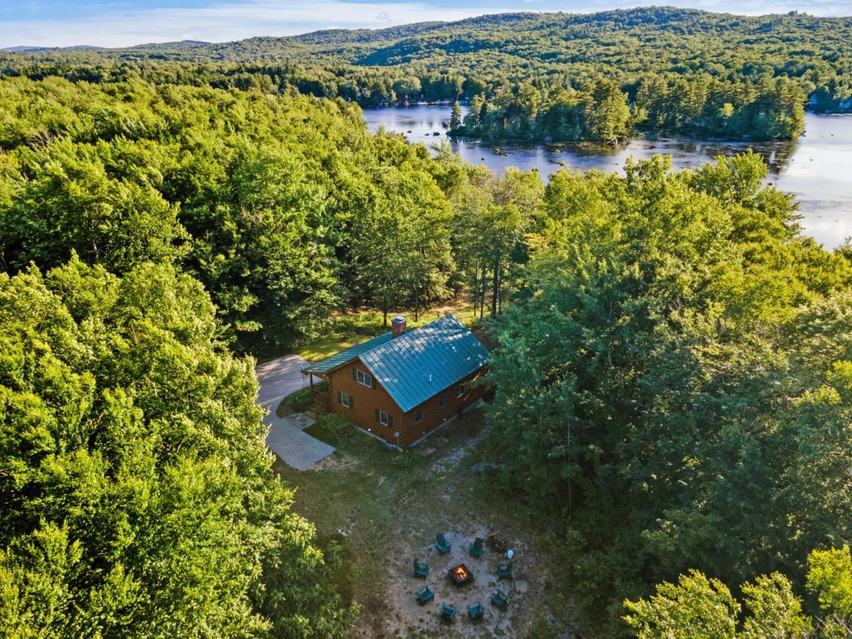 Lakefront Log Cabin On 2 Acres Villa Washington Екстериор снимка