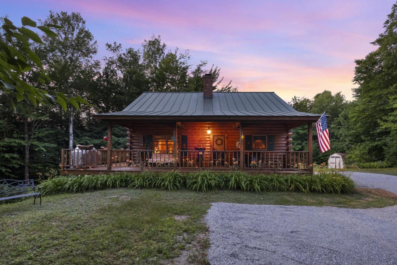 Lakefront Log Cabin On 2 Acres Villa Washington Екстериор снимка