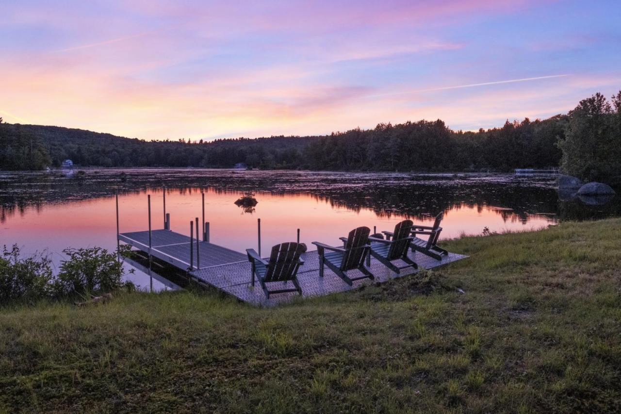 Lakefront Log Cabin On 2 Acres Villa Washington Екстериор снимка